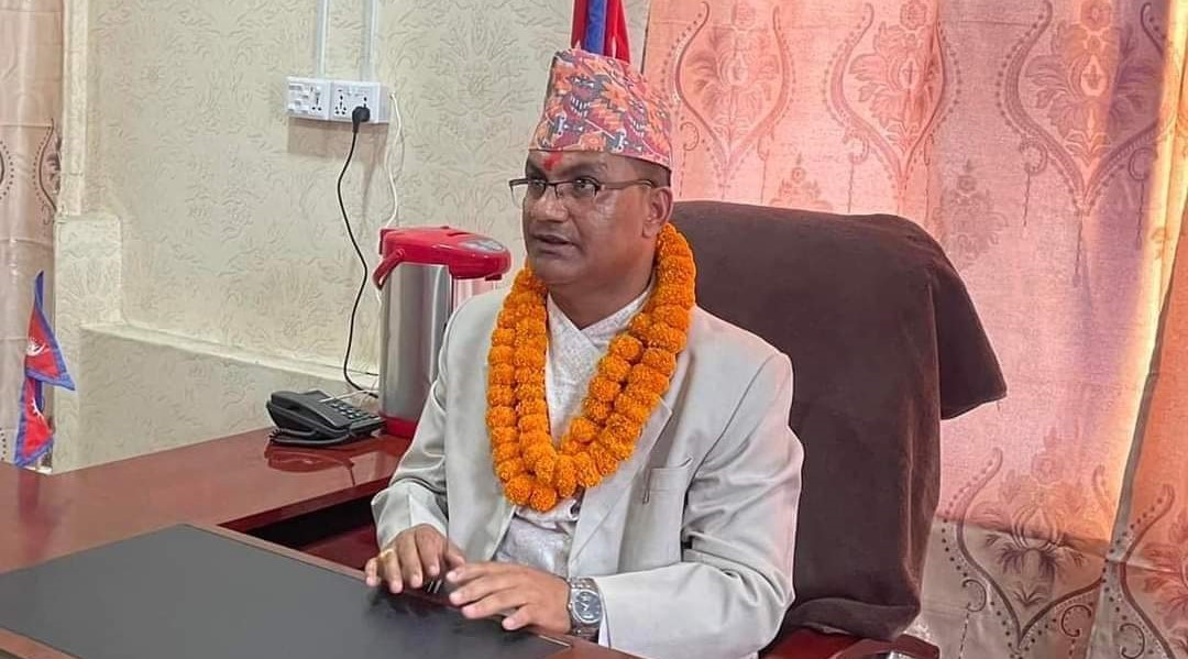 प्रदेश अस्पतालबाट निःशुल्क सेवा लिन बागमतीका स्वास्थ्यमन्त्री जोशीको अनुरोध