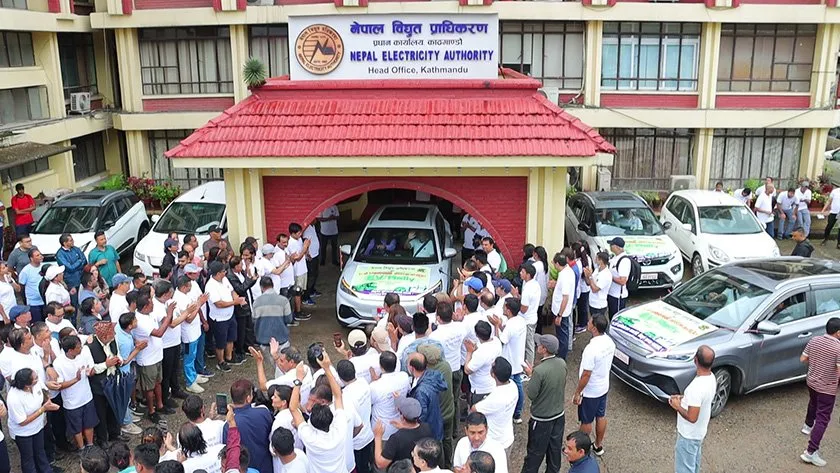विद्युतीय सवारी साधनको प्रयोग प्रोत्साहन र प्रवर्द्धन गर्न र्‍याली आयोजना