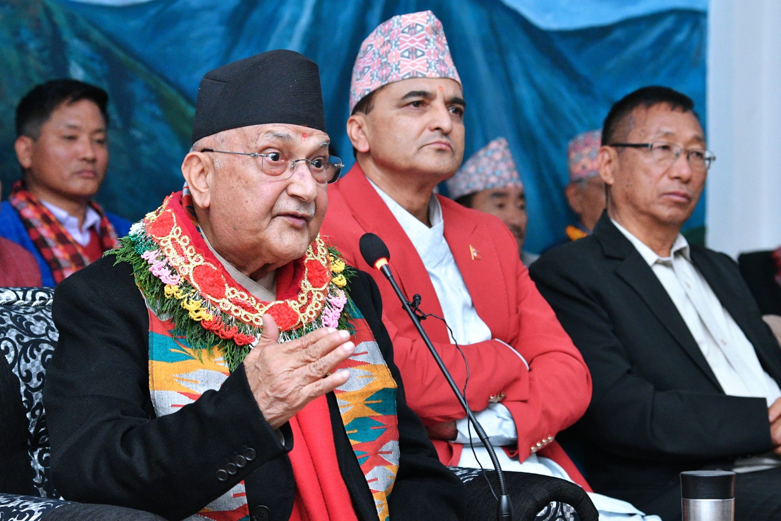 देश ओरालो लाग्ने क्रम रोकियो, अब देश अघि बढ्छ : अध्यक्ष ओली