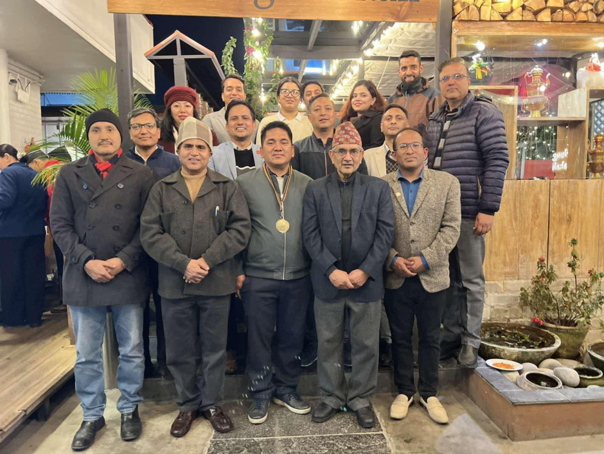 बाल शल्य चिकित्सक समाजको अधयक्षमा प्राडा बिजय थापा निर्वाचित